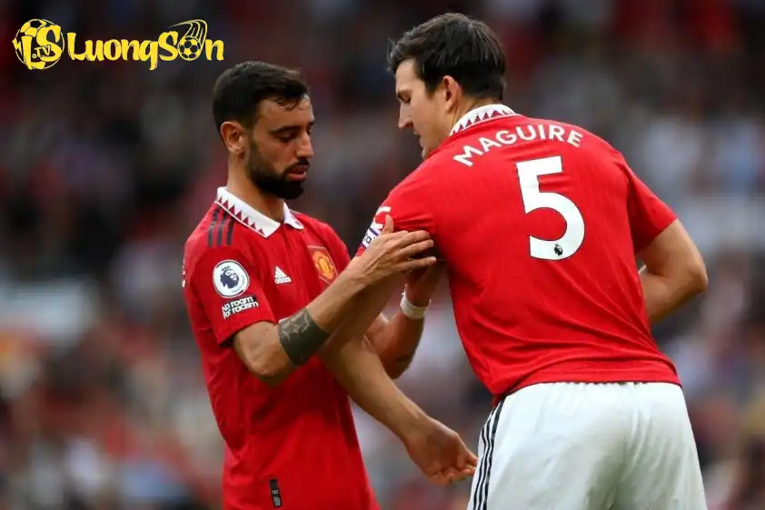 Maguire khuyên các cầu thủ nên học theo 'tinh thần thép' của Bruno Fernandes